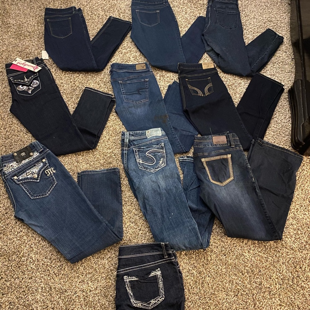 Lot of jeans